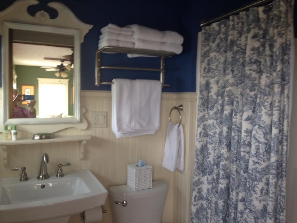 The Destination B&B Llc Salem Habitación foto