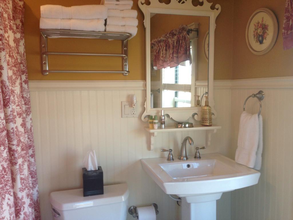 The Destination B&B Llc Salem Habitación foto